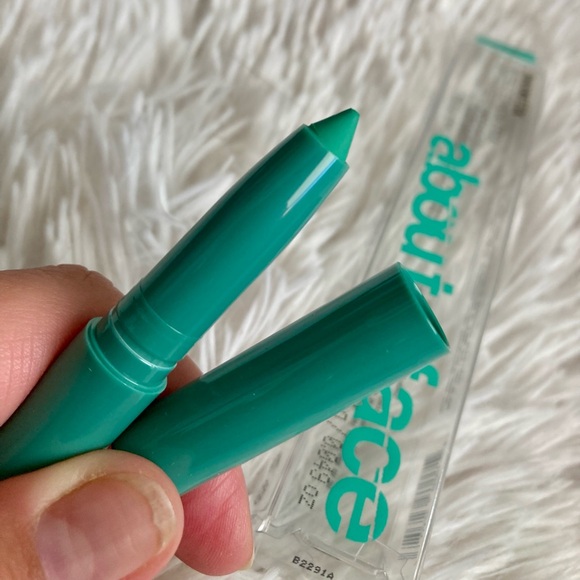 AboutFace - Eyeshadow Stick - Picture 3 of 9